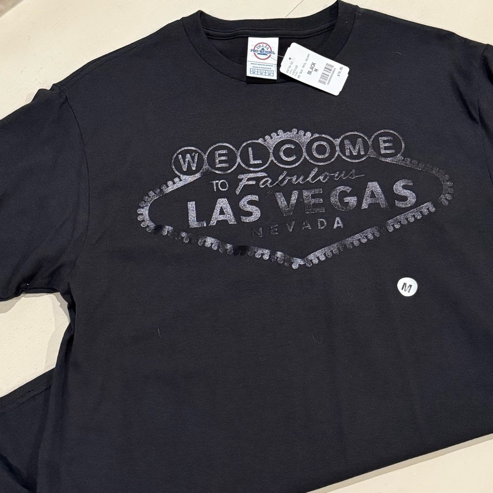 NWT - Welcome to Las Vegas Black Vinyl Tshirt - Size Medium